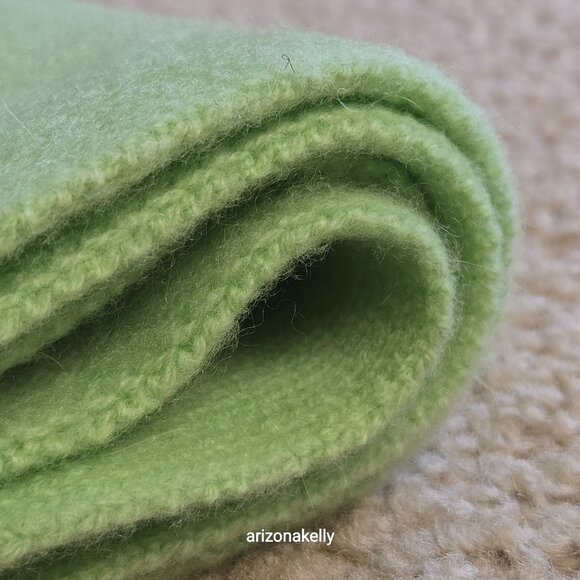Thick Cashmere Scarf Knit Pastel Green - Picture 10 of 13